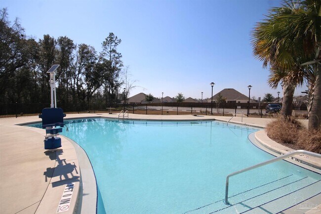 Building Photo - 5788 Danbury Blvd