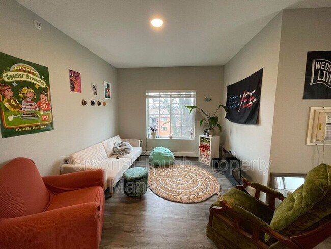 Foto del edificio - 600 8th St S