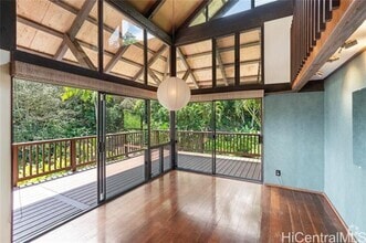 Building Photo - 2559 Makaulii Pl