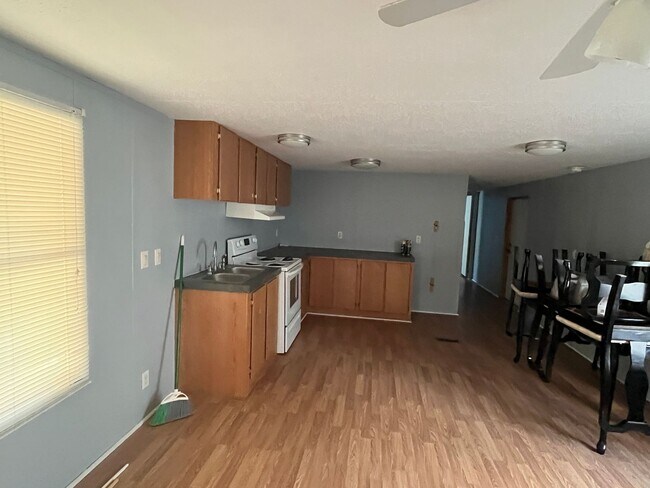 Foto del edificio - 508 County Rd 20 W