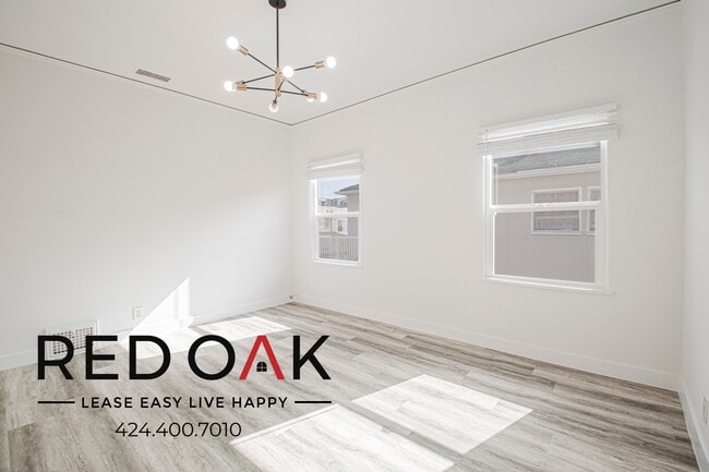 Foto del edificio - 330 N Genesee Ave