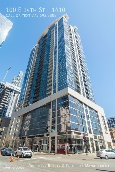 Primary Photo - Spacious South Loop High Rise Condo- 2 Bed...