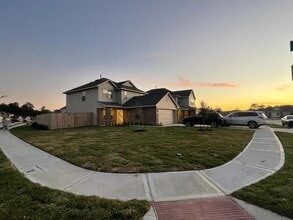 Building Photo - 21042 Longeni Dr
