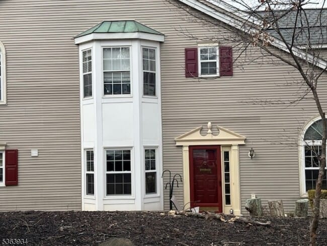 Building Photo - 88 Sapphire Ln