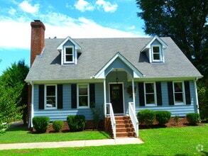 Building Photo - 211 Sandlewood Dr