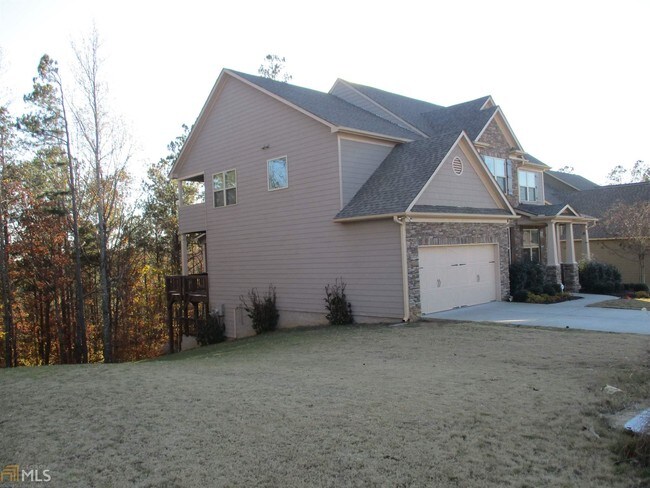 Building Photo - 336 Riverwalk Manor Dr