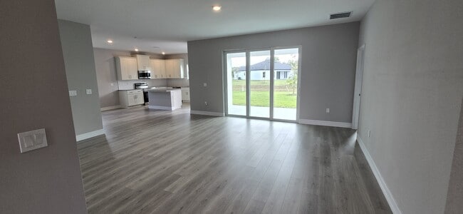 Building Photo - 26465 Barranquilla Ave