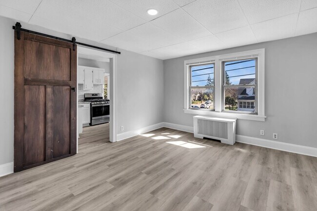 Foto del edificio - 3756 27th Ave S