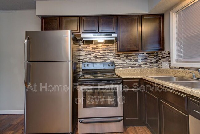Foto del edificio - 930 S Campbell Ave