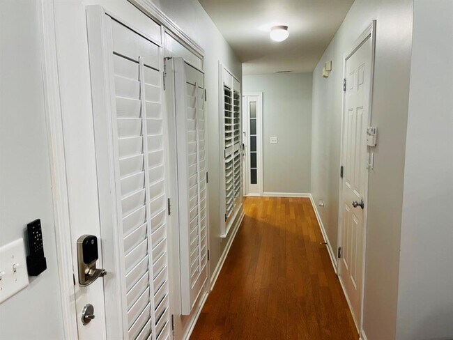 Foto del edificio - 2335 Gateview Ct