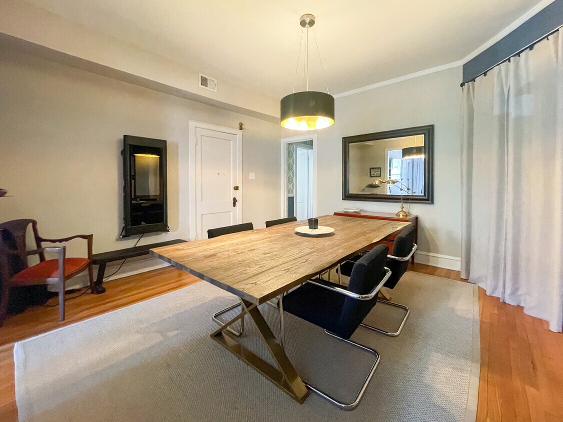 Foto principal - 3822 N Lincoln Ave