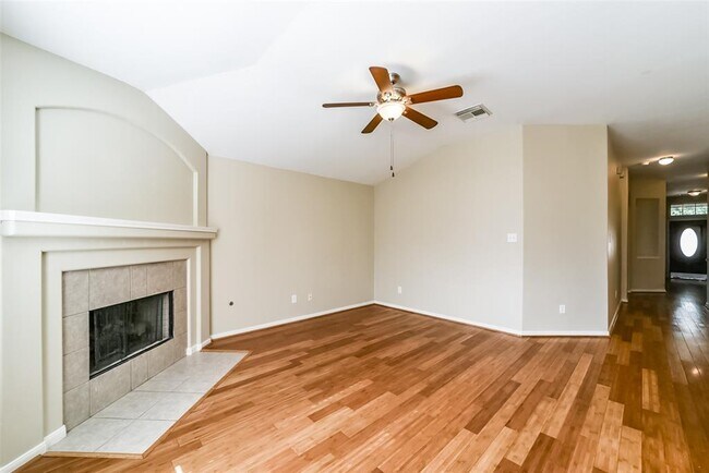 Foto del edificio - 9643 Elizabeths Glen Ln