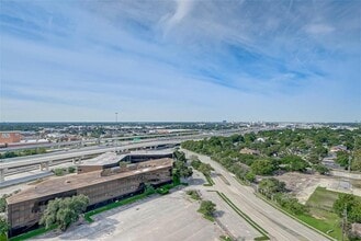 Building Photo - 3525 Sage Rd