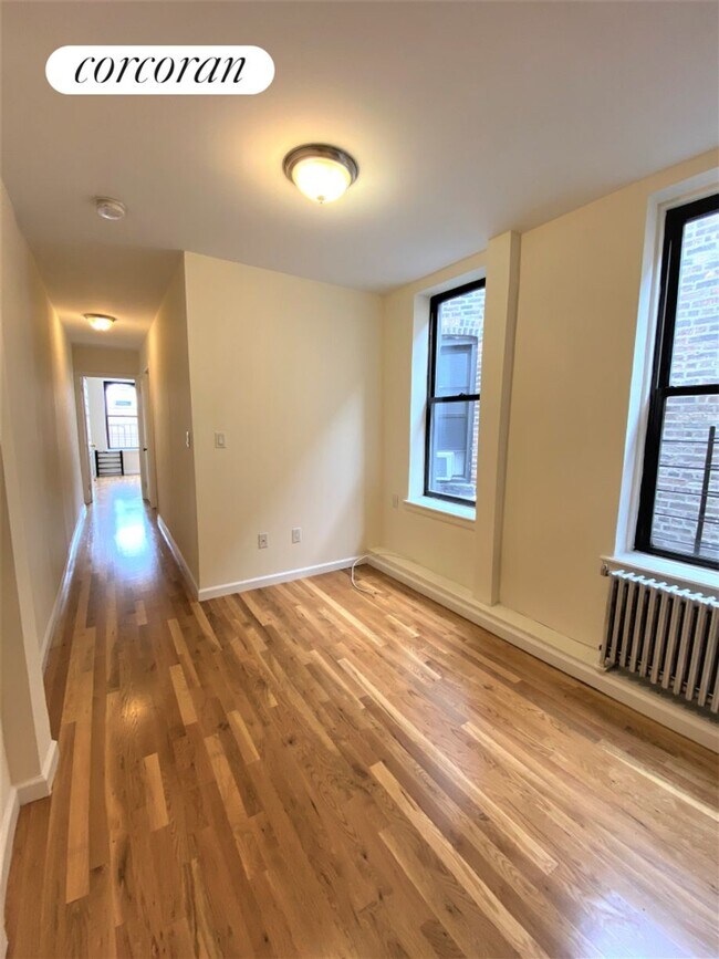 Building Photo - 521 W 168th St