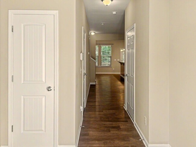 Foto del edificio - Move-in Ready!