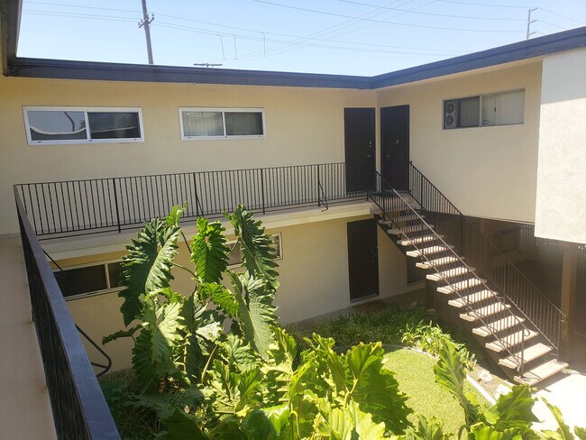 Foto del edificio - 2174 W 237th St
