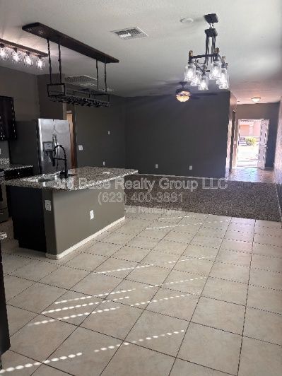 Foto del edificio - 3972 N 310th Dr