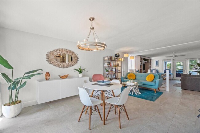 Foto del edificio - 4801 Sarasota Ave