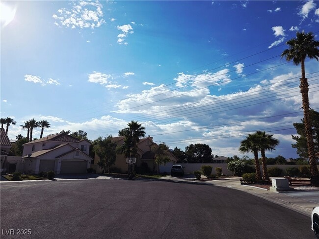 Building Photo - 1113 Lumina Ct