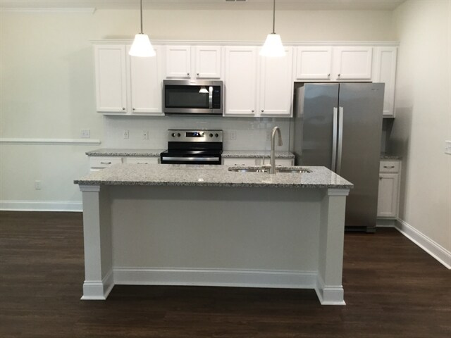 Building Photo - 169 Sweetgum Drive
