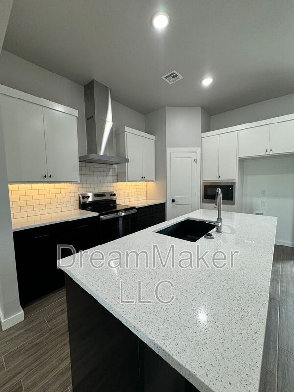 Building Photo - 869 Apple Blossom Wy