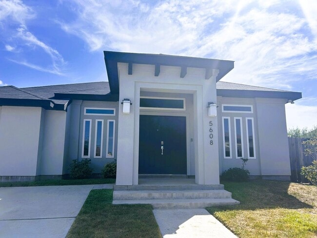 Building Photo - 5608 Palestine Dr