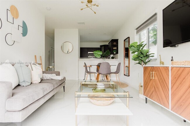 Foto del edificio - 8780 NW 22nd Ct