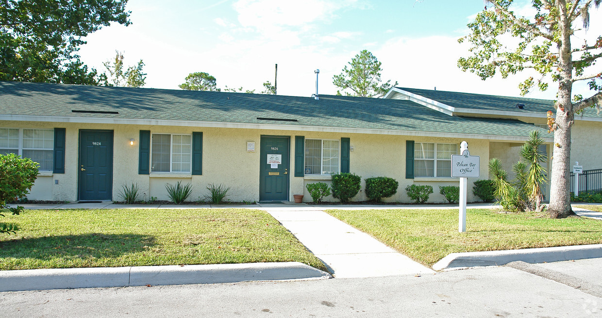 Primary Photo - Pelican Bay Apartments