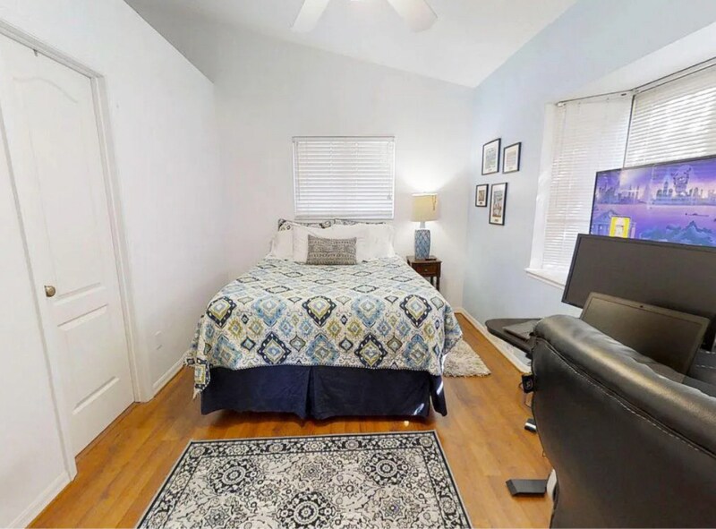 Foto principal - 835 12th Ave