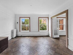 Building Photo - 155 Hicks St