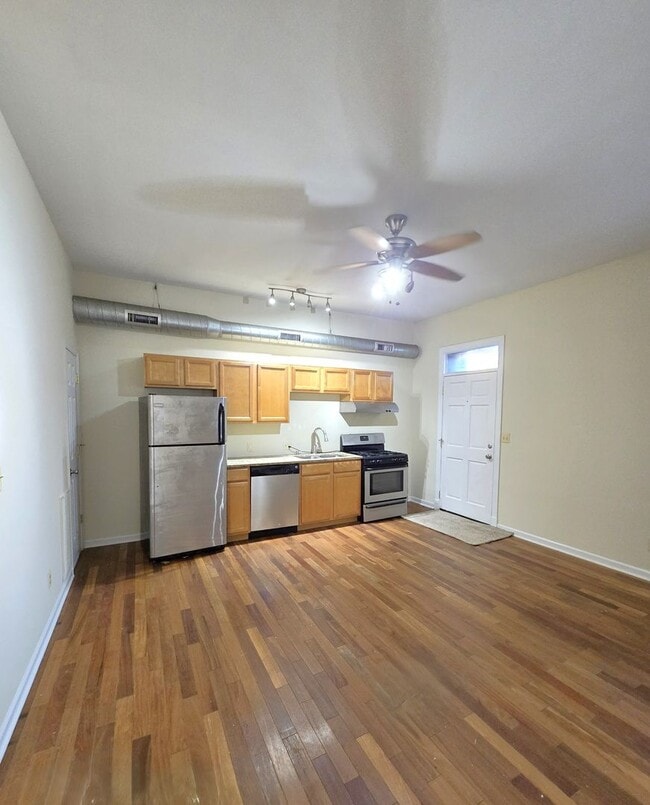 Photo - 401 S Eden St Apartment