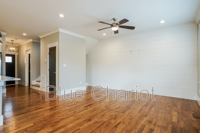 Foto del edificio - 1312 N Alston Ave