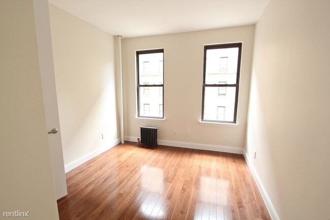 Building Photo - 944 Saint Nicholas Ave