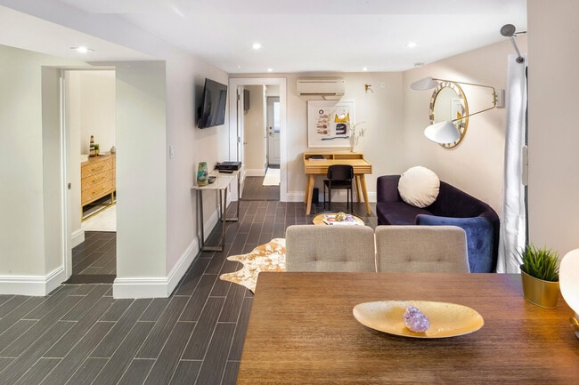 Building Photo - 417 E 60th St