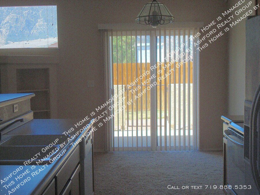 Foto del edificio - 3884 Packers Point