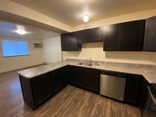 Building Photo - 956 Boston Way