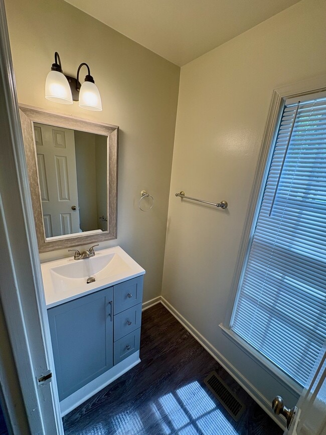 Building Photo - 4815 Junilla Ln