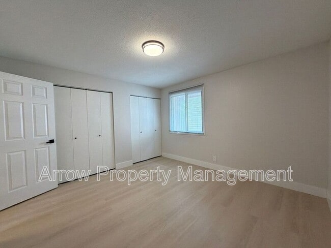 Foto del edificio - 3619 N 60th St