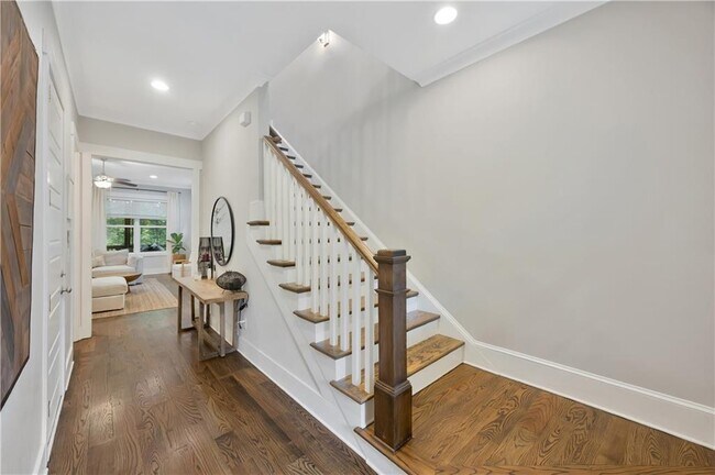 Foto del edificio - 2230 Main St NW
