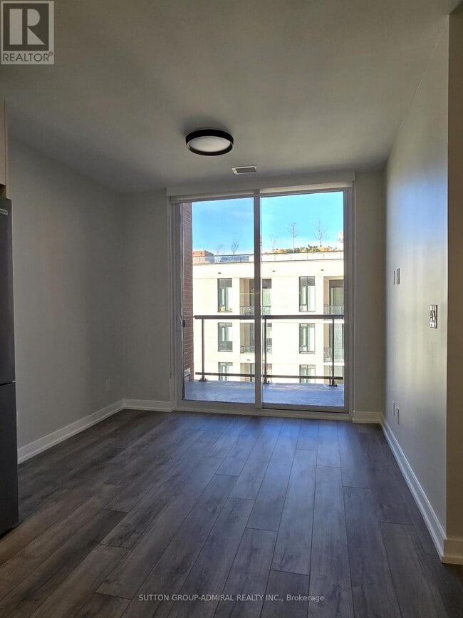 Building Photo - 3100 Keele St