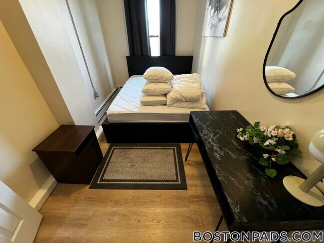 Foto del edificio - 871 Harrison Ave