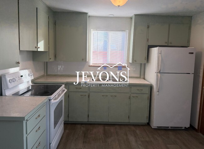 Foto del edificio - Coming soon! Availability dates may change without notice, and we recommend touring the unit befo...