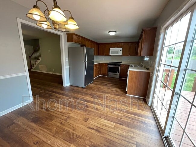 Photo - 1040 Blairfield Dr House