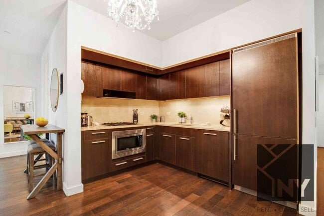 Foto del edificio - 3 bedroom in NEW YORK NY 10005