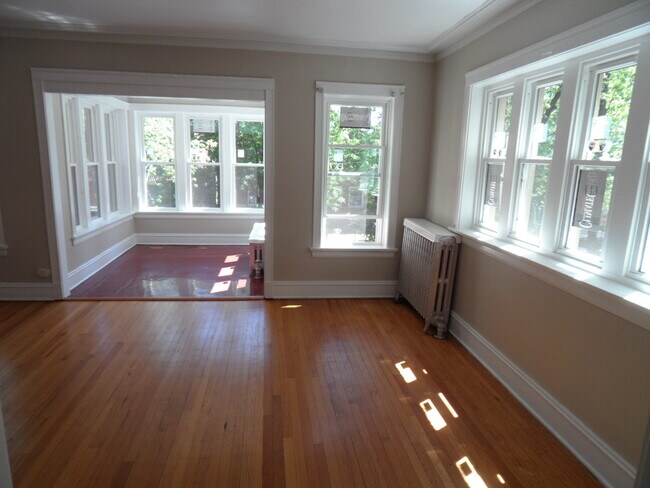 Foto del edificio - 1350 W Thorndale Ave