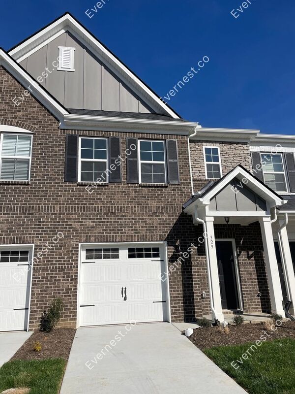 Foto del edificio - 329 Victoria Dr