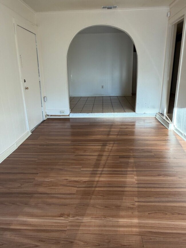 Foto del edificio - 5213 Ellison St