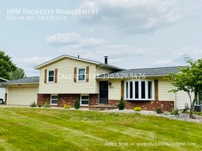 Building Photo - 2047 Zircon St NE