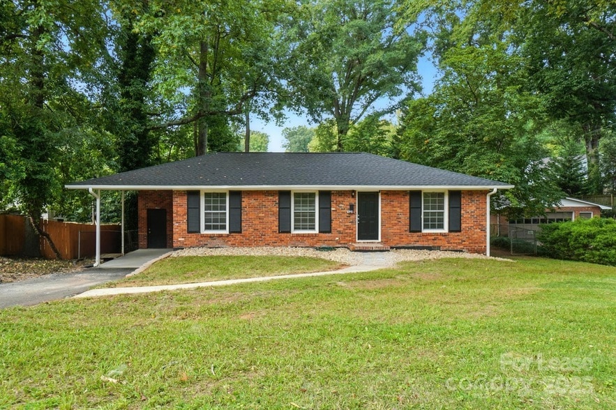 Foto principal - 332 Seneca Pl