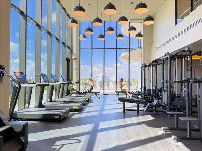 Foto del edificio - 580 72nd St